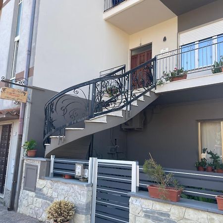 B&B Da Antonella Samugheo Exterior photo